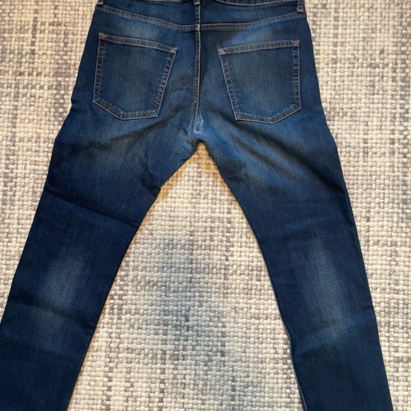 Slim Fit Lightweight Jeans - Picture 2 of 4